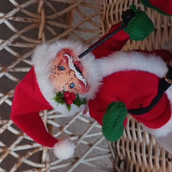 Annalee~ Mr. & Mrs. Claus - Picture 2 of 14